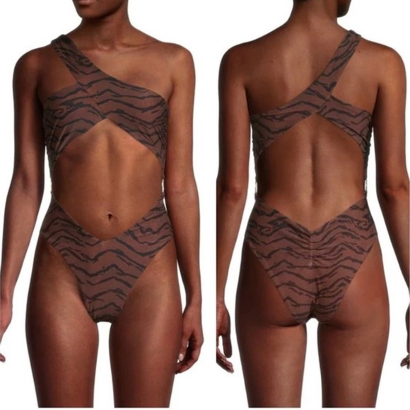 We wore what asymmetrical tiger swimsuit - Picture 1 of 3